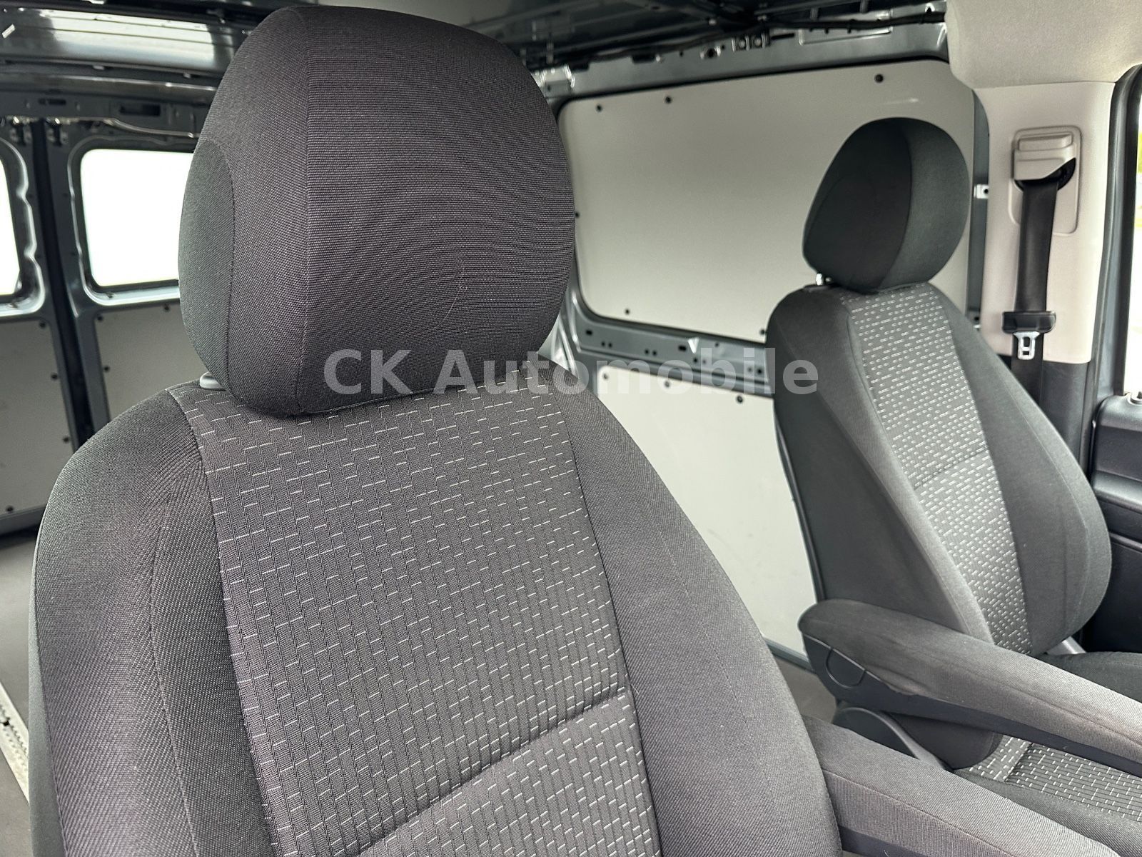 Fahrzeugabbildung Mercedes-Benz Vito Kasten 116 PRO Autom./Navi/Klima/Kamera/AHK