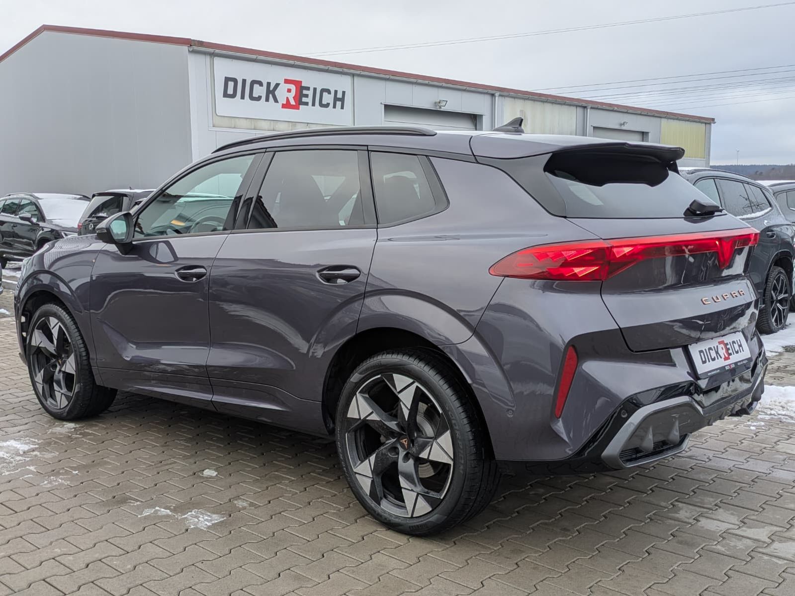 Fahrzeugabbildung CUPRA Terramar 1.5 eTSI 360°HUD*MATRIX*PANO*DCC*20"