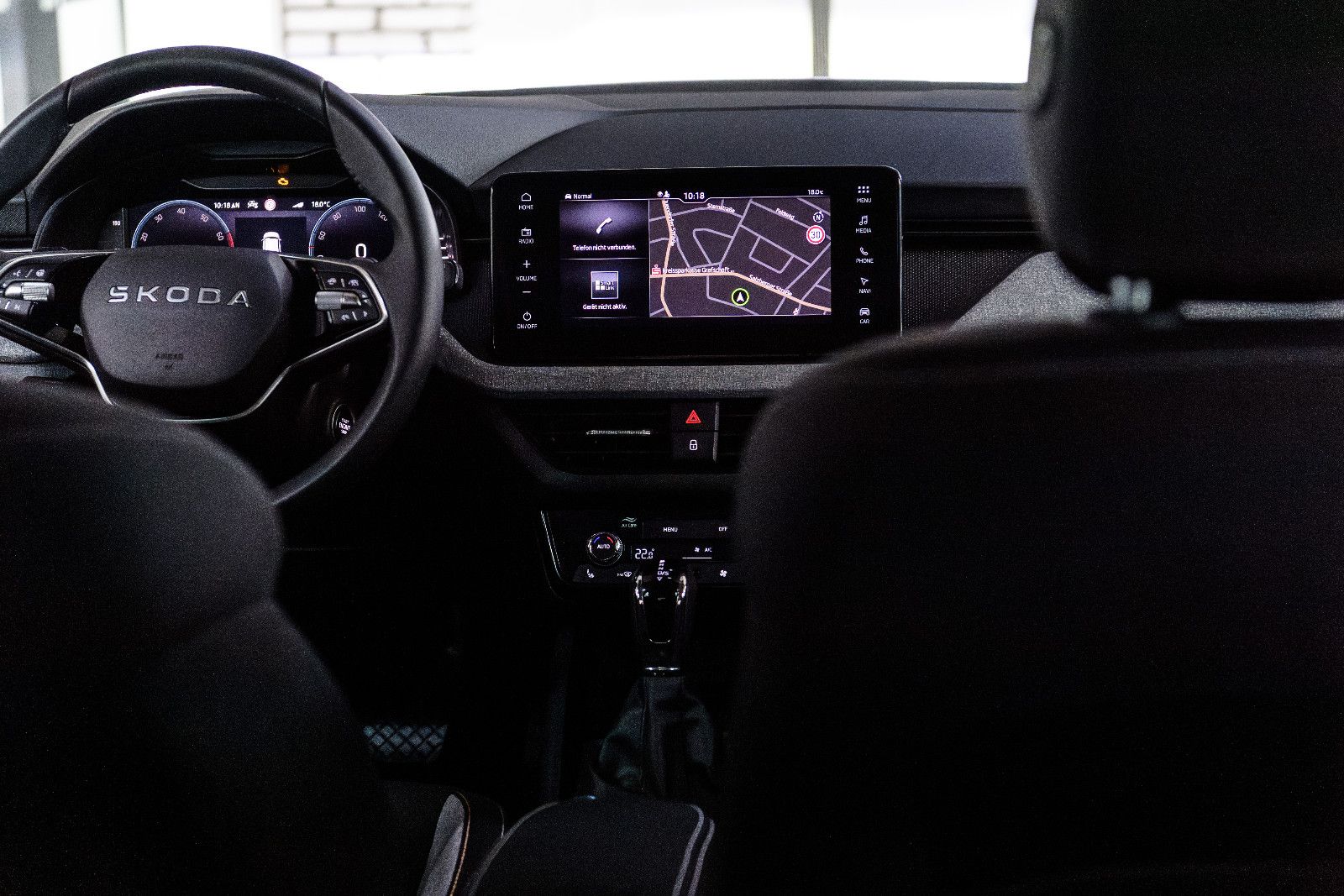 Fahrzeugabbildung SKODA Kamiq TSI Selection +RFK +SZH +LED +AHK