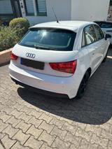 Audi A1 1.0 TFSI ultra Sportback - - Cars in Kaiserslautern: Kleinwagen