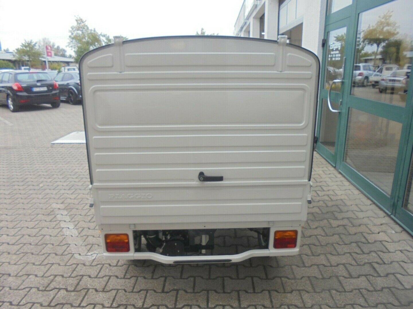 Fahrzeugabbildung Piaggio Ape 50 Kasten weiß,auch als 25kmh erhältlich*