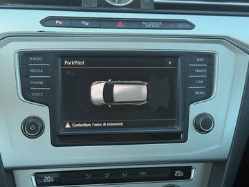 Volkswagen Passat - 5