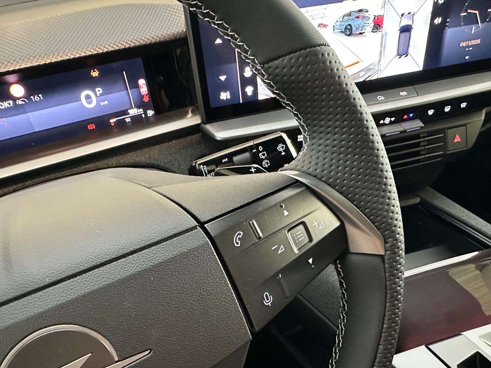 Fahrzeugabbildung Opel Grandland 1.2 48V GS*360°*HeadUp*SHZ