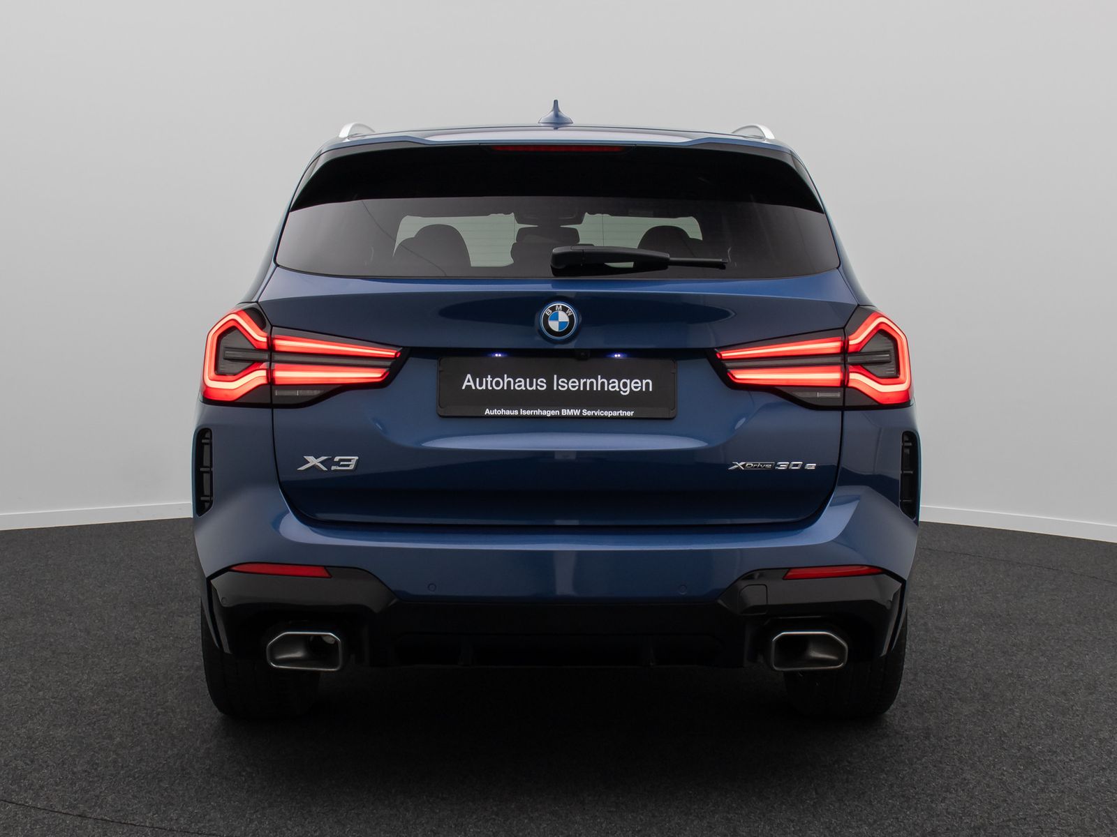 Fahrzeugabbildung BMW X3 xD30e M Sport HiFi 360&deg;HUD DAB Komfort 19Zoll