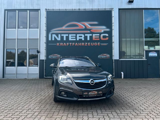 Opel Insignia CT 4x4*NAVI*CAM*PDC*SHZ*AHK*LEDER*TEMP.