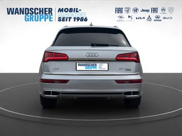 Audi Q5 55 TFSI e 2.0 quattro KLIMA A ALA CARPLAY