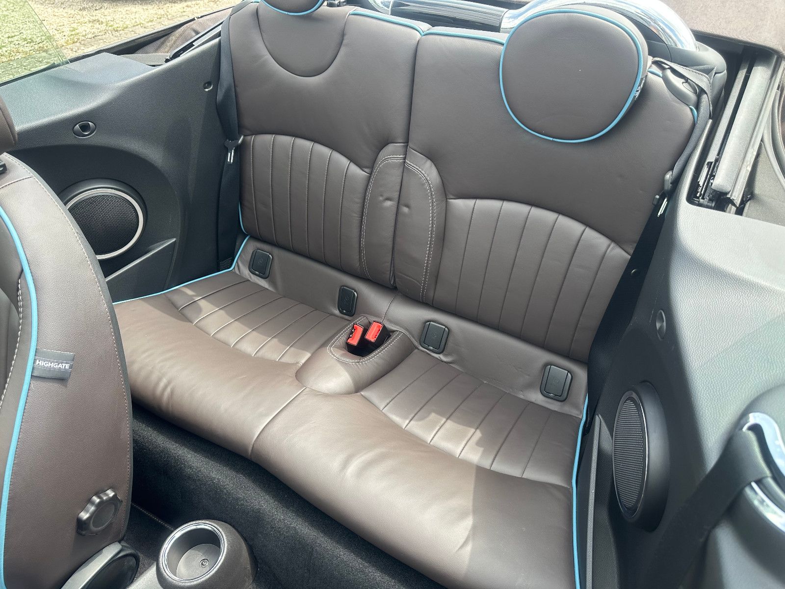 Fahrzeugabbildung MINI ONE CABRIO HIGHGATE*SONDERMODELL*