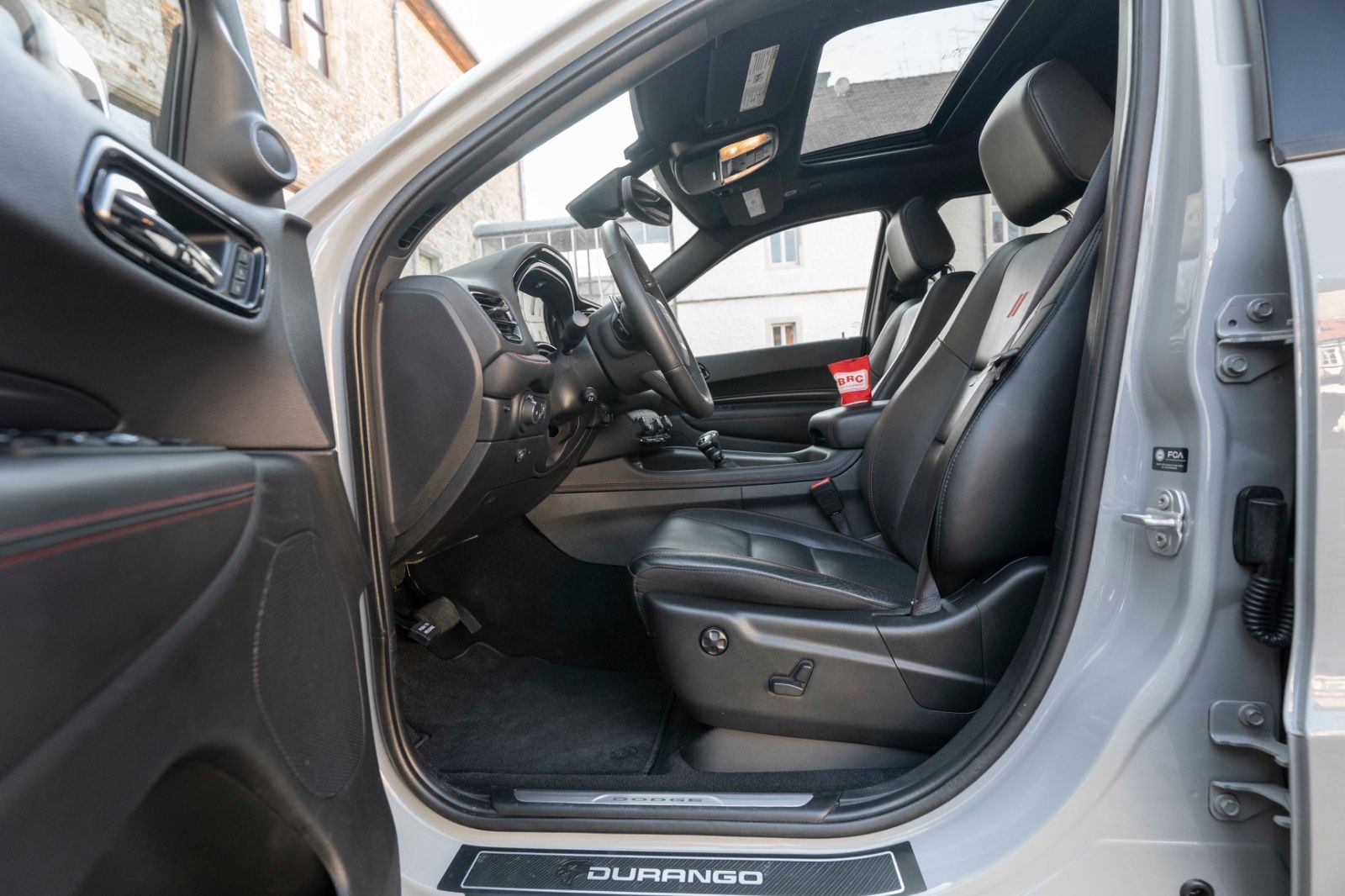 Fahrzeugabbildung Dodge 5.7L R/T AWD SRT Paket ACC AHH LPG TOTW PDC KAM