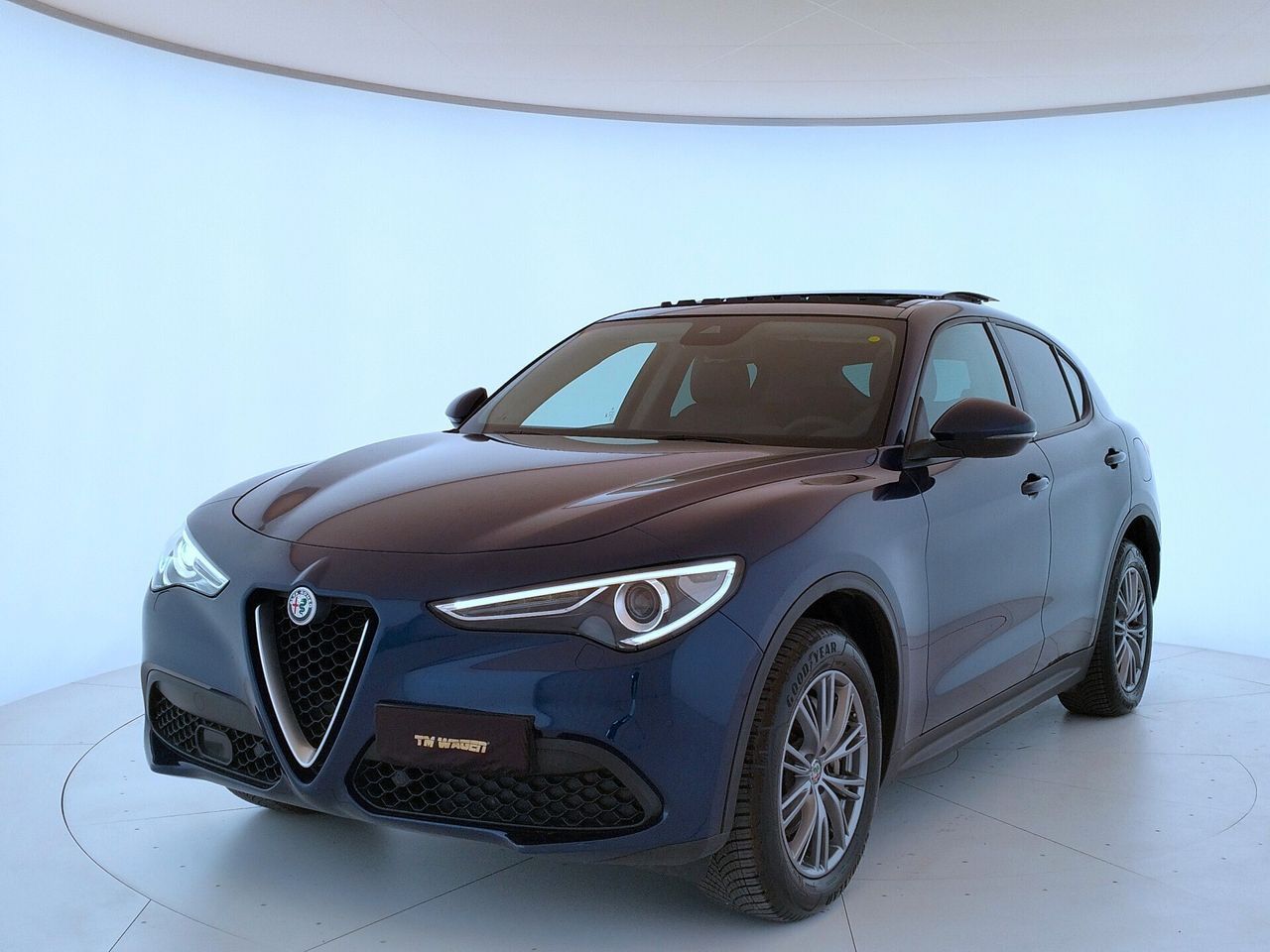 Alfa-Romeo Stelvio 2019, 2.1D dīzelis, Automāts, SUV/Apvidus, Zils — Latvijā