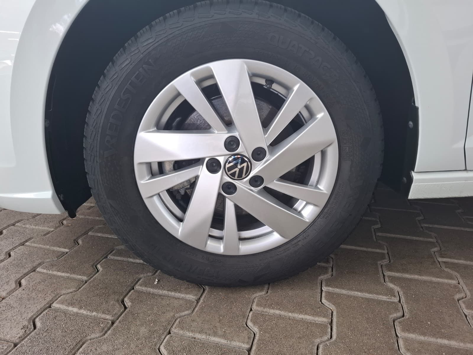 Fahrzeugabbildung Volkswagen Polo VI Style 1.0 TSI DSG +IQ Light +ACC +Kamera