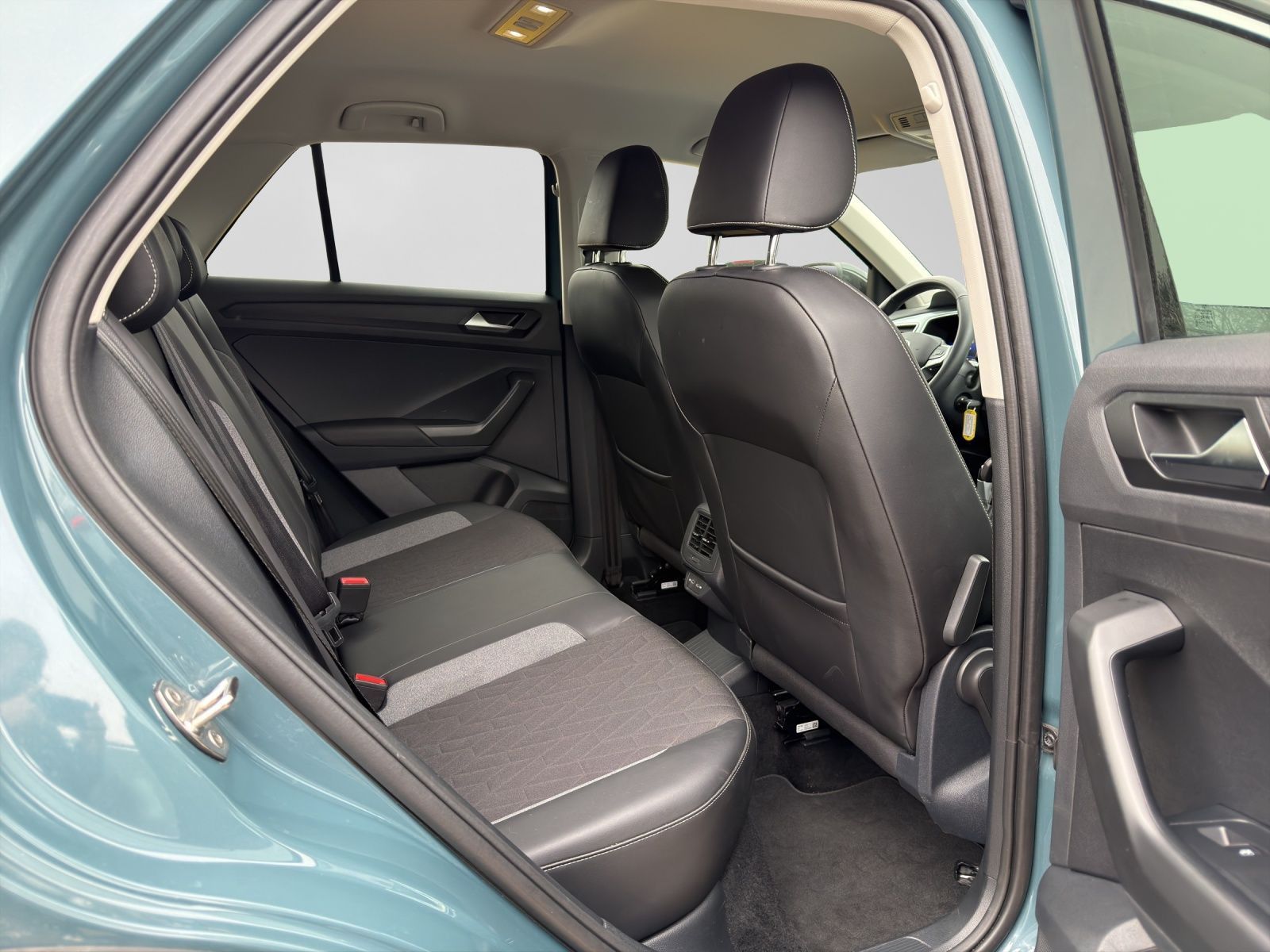 Volkswagen T-Roc - Bild 6