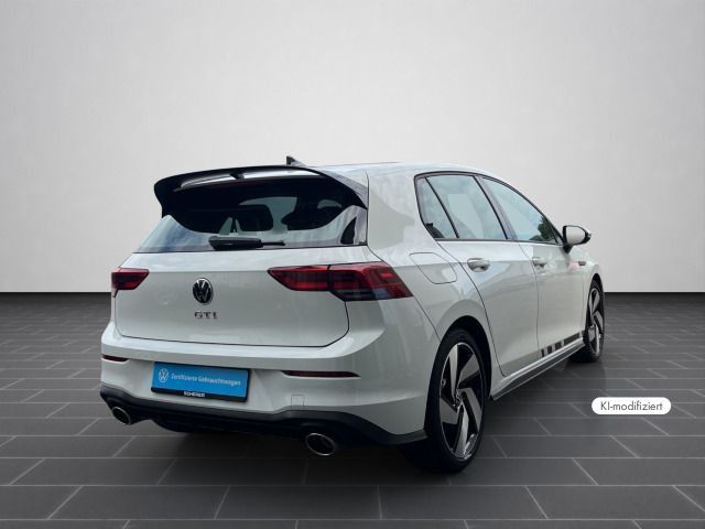 Volkswagen Golf VIII GTI CLUBSPORT 2.0 TSI DSG LED PLUS CLI foto 2