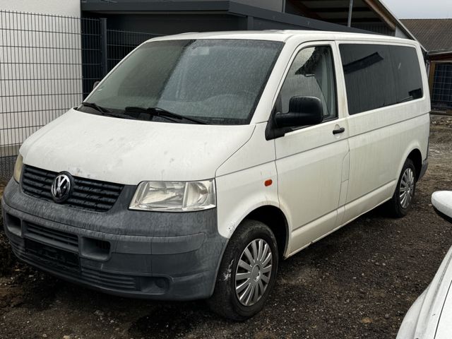 Volkswagen T5 Transporter Kombi/ZENTRAL/9-SITZER