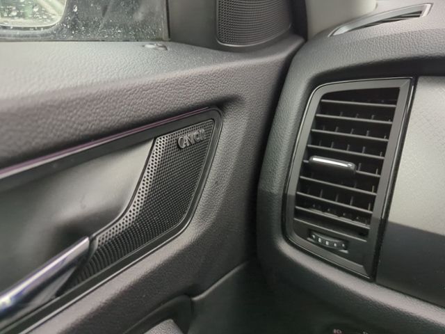 Fahrzeugabbildung SKODA Kodiaq 2.0 TDI DSG 4x4 Clever AHK DCC CANTON 7-S