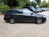 Skoda Octavia Combi RS*Navi*PDC*SHZ*AHK*XENON - Skoda Octavia aus 2011: RS Combi