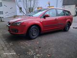 Ford Focus mk2 1.6 benzin - Ford Focus aus 2005: Kombi