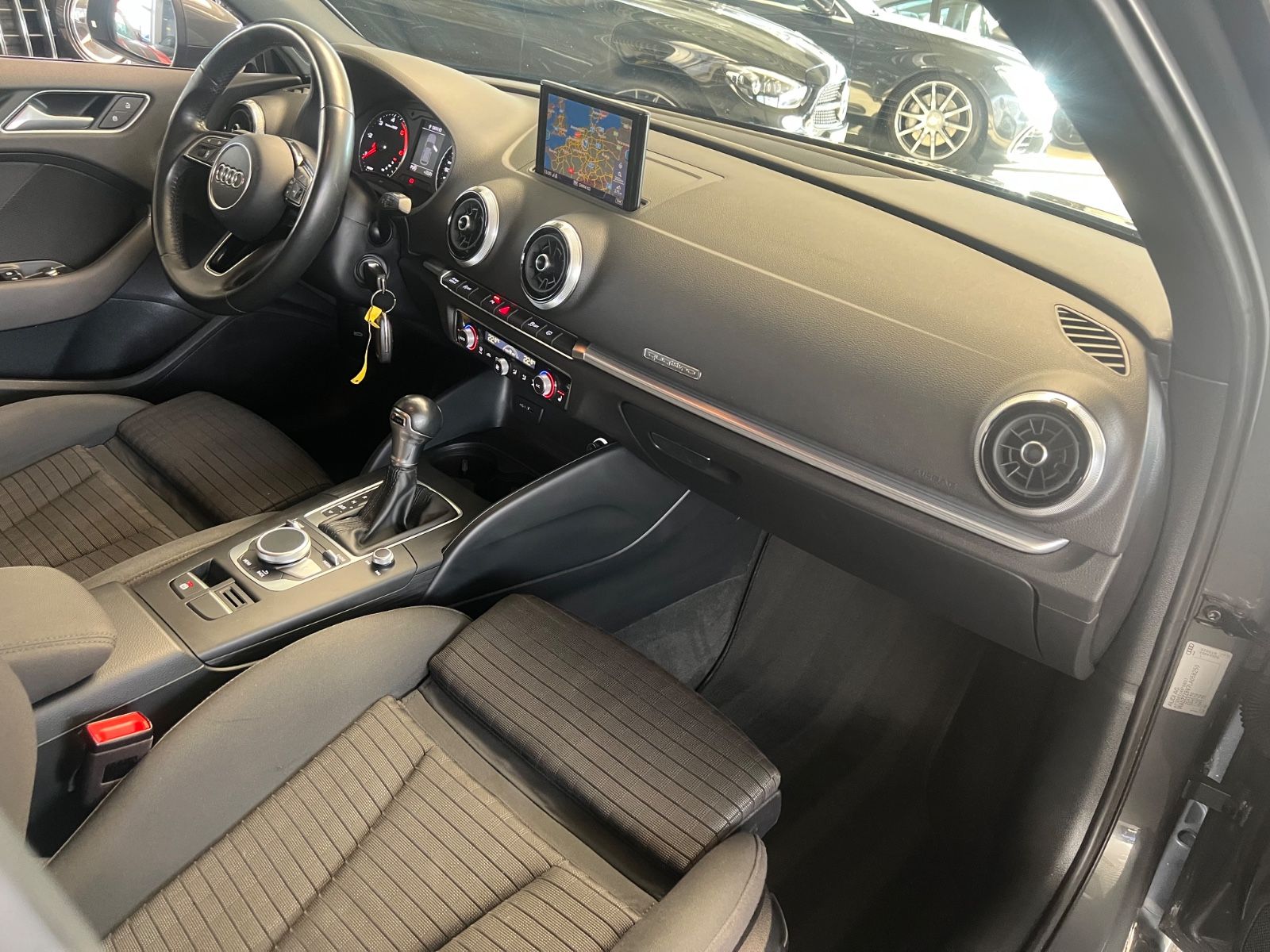 Fahrzeugabbildung Audi A3 Sportback 40 TDI quattro sport