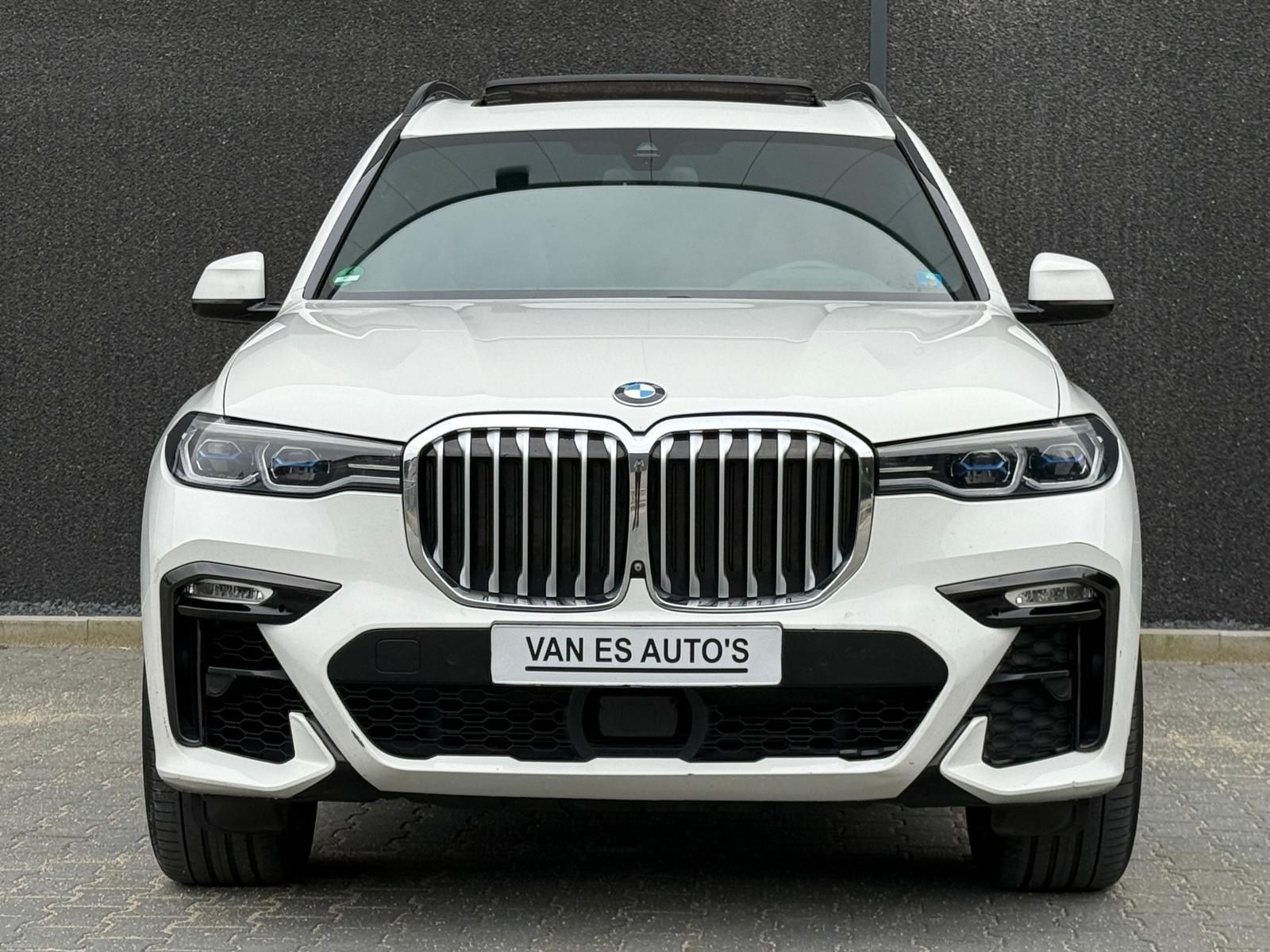 BMW X7 xDrive 30 d M Sport imagem 2