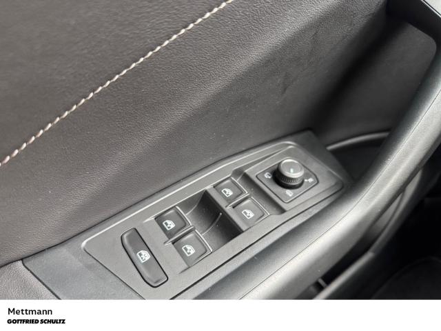 Volkswagen T-Roc 1.5 TSI Style DSG LED NAVI AHK SHZ ACC PDC