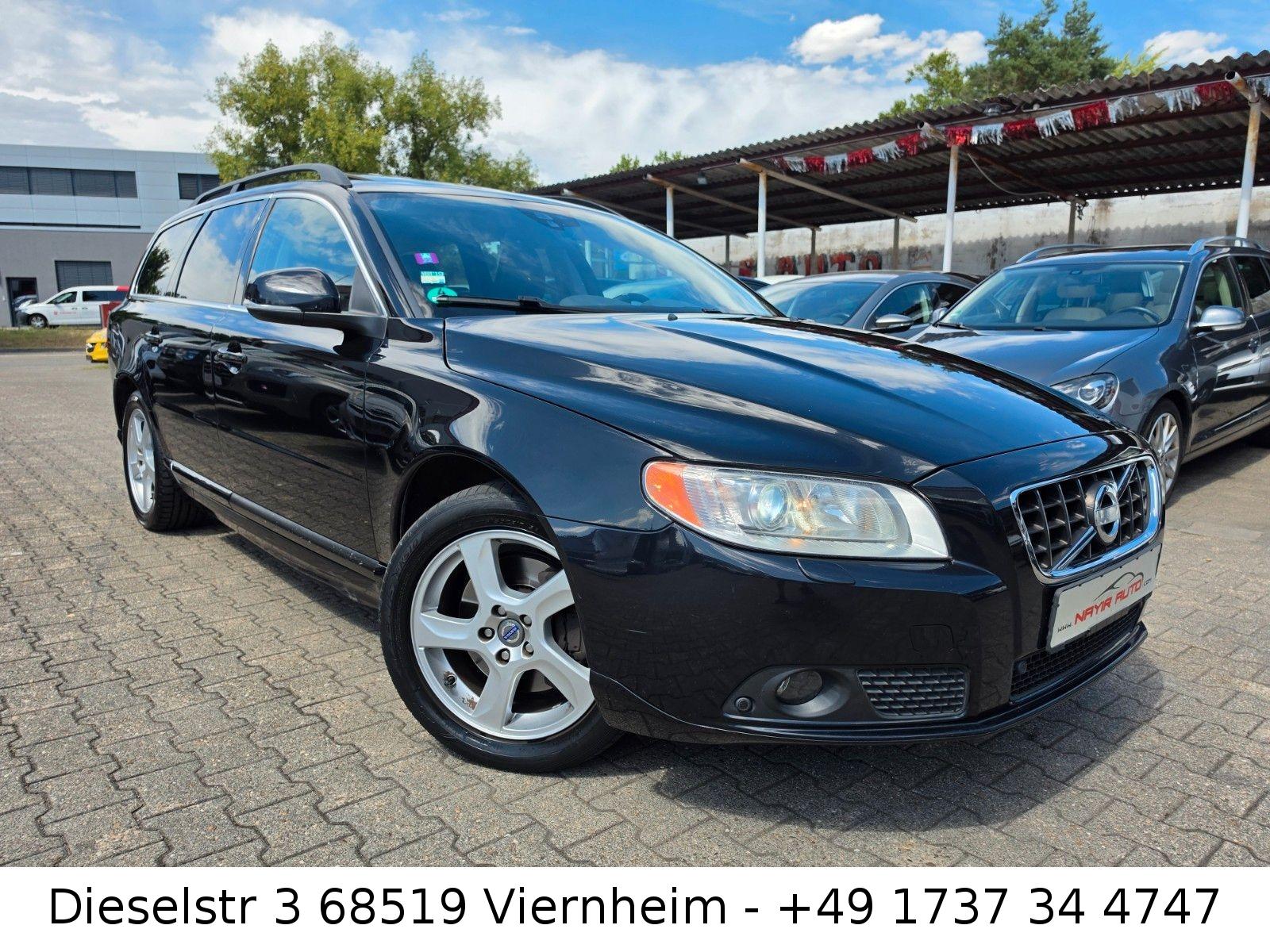 Volvo V70 2012 — interior