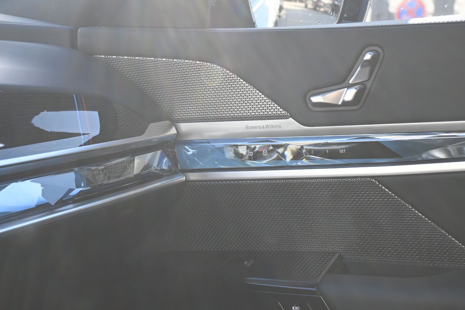 Fahrzeugabbildung BMW 740 d xDrive M Sport*PANO*Shadow*MIETKAUF