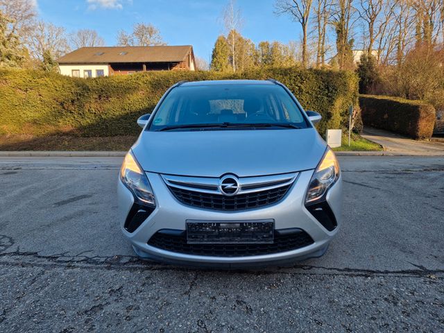 Opel Zafira C Tourer Selection Benzin/CNG