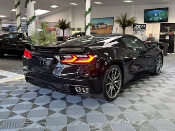 Corvette C8 - 8