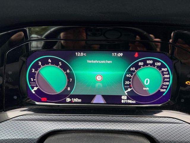 Golf VIII United 1.5 TSI LED Navi Climatronic Si