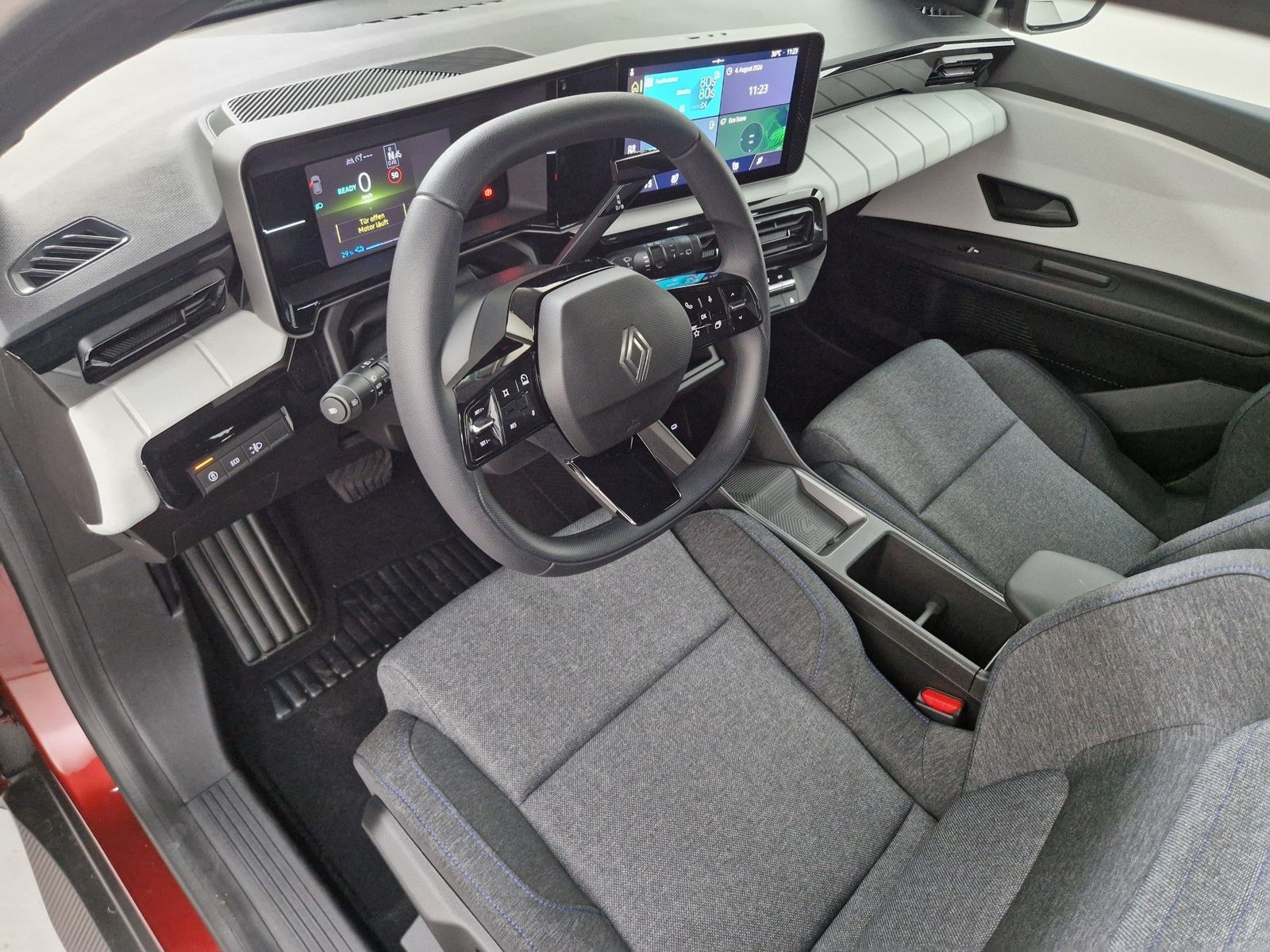 RENAULT R 4 E-Tech Evolution 120 Urban Range – Bild 32