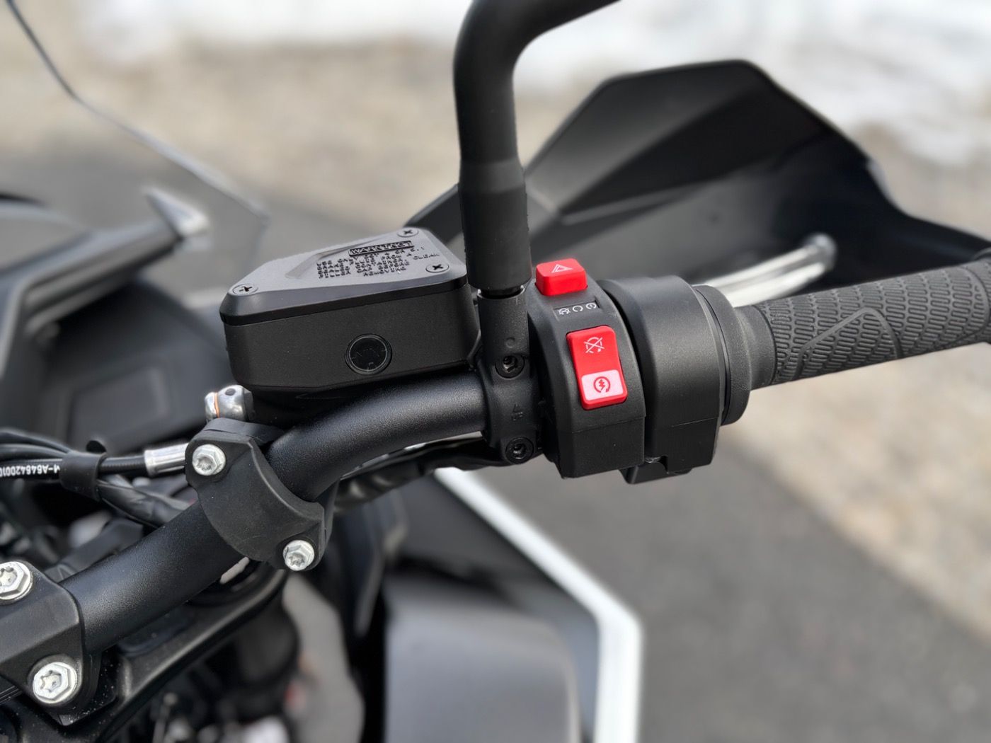 Fahrzeugabbildung KTM 790 Adventure 2026 Tech Pack inclusive beide Far