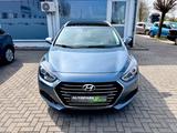 Hyundai i40 cw blue Premium-LEDER-NAVI-XENON-AUTOMATIK!! - Hyundai i40 mit Schiebedach