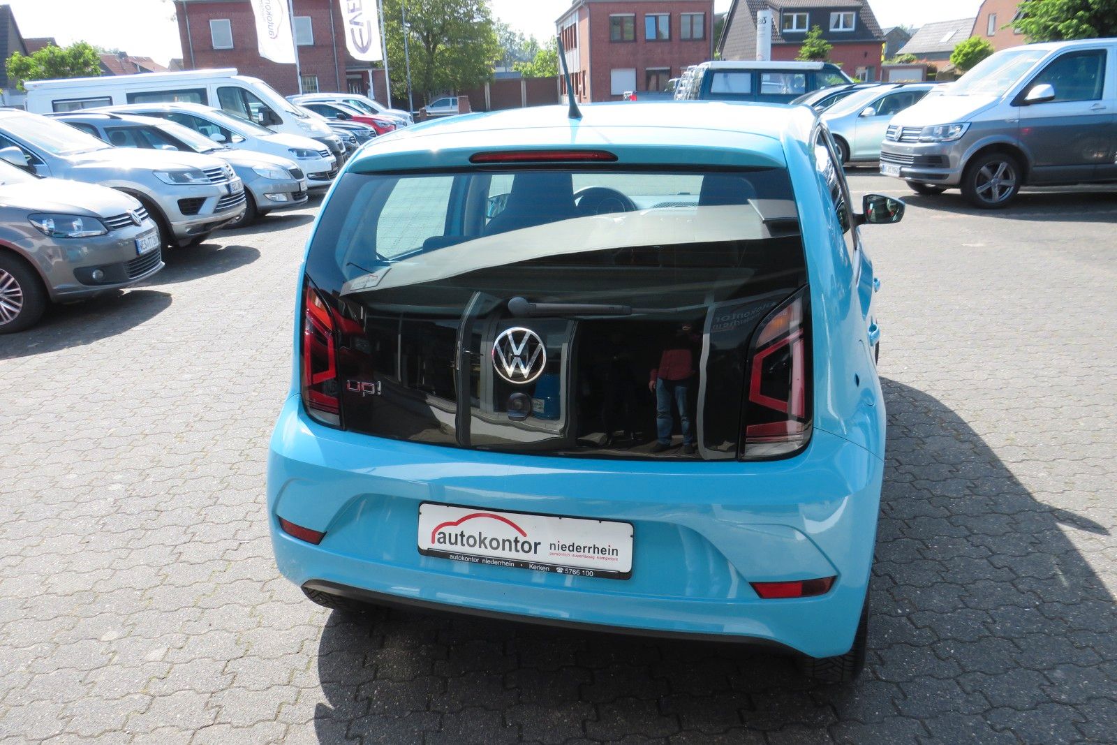 Fahrzeugabbildung Volkswagen up! 4T GJ KLIMA SPURHALTE DAB SCHECKHEFT