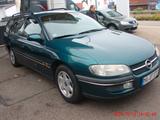Opel Omega 2.0 16V CD CD - Opel Omega mit Benzin-Antrieb: Kombi, Klimaanlage