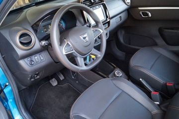 Dacia Spring Comfort Plus Elektro-NAVI-KLIMA-KAMERA-