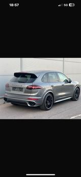 Porsche Cayenne S Diesel S GTS SPORT D PANO BOSE 21 Zoll - Porsche Gebrauchtwagen in Reutlingen