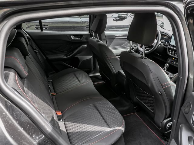 Ford Focus Turnier 1.0 ST-Line X Fahrassistenz-Paket
