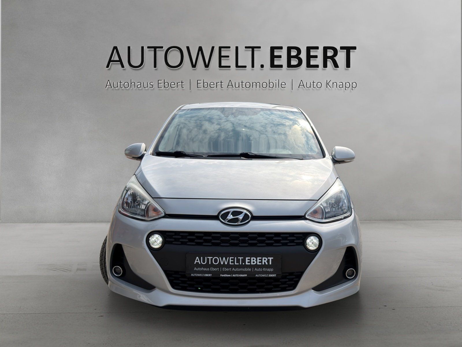 Fahrzeugabbildung Hyundai i10 1.2 Sytle el. SD Glas Sitzh. Automatik Klima
