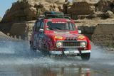 Renault R4 4L Trophy - Renault R 4 mit Benzin-Antrieb: Kleinwagen