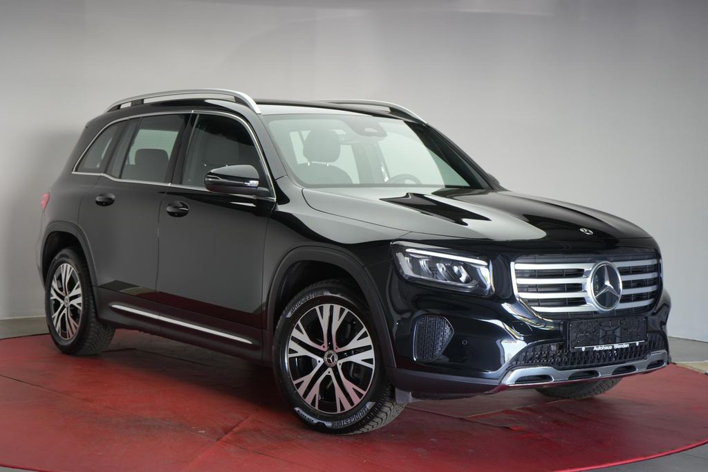 Mercedes-Benz GLB 200