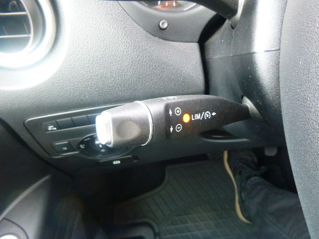 Fahrzeugabbildung Mercedes-Benz Vito Tourer 116 CDI lang >8Sitze/AUT/AHK/NAV/KAM