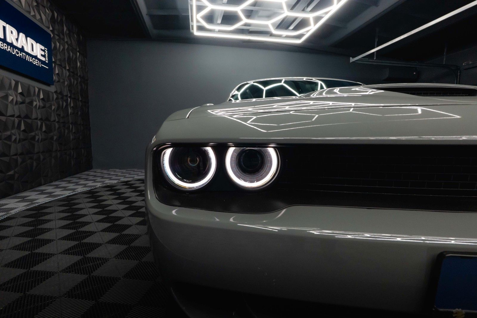 Fahrzeugabbildung Dodge Challenger 3.6 V6 GT SRT Styling *LED*1.Hand*
