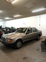 Mercedes-Benz 260E W124  1. Hand | Top-Zu... - Mercedes-Benz aus 1988: W124
