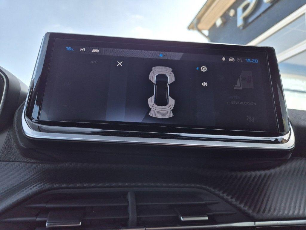 Peugeot 2008 Hybrid 145 Allure KLIMAAUT.+LED+SITZHZG.
