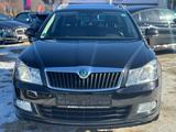 Skoda Octavia 1.8 Combi Elegance 4X4 |Leder|Xenon|AHK - Skoda Octavia mit Benzin-Antrieb: Allradantrieb
