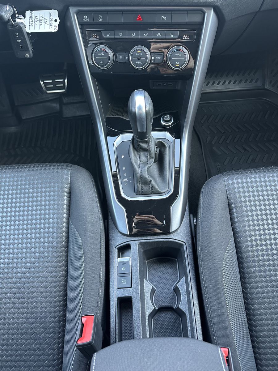 Fahrzeugabbildung Volkswagen T-Roc 2.0 TDI DSG Active NAV+LED+ACC+KAMERA+17ZO