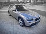 BMW X1 sDrive20d. Klima, 8-fach - BMW X1: Beige