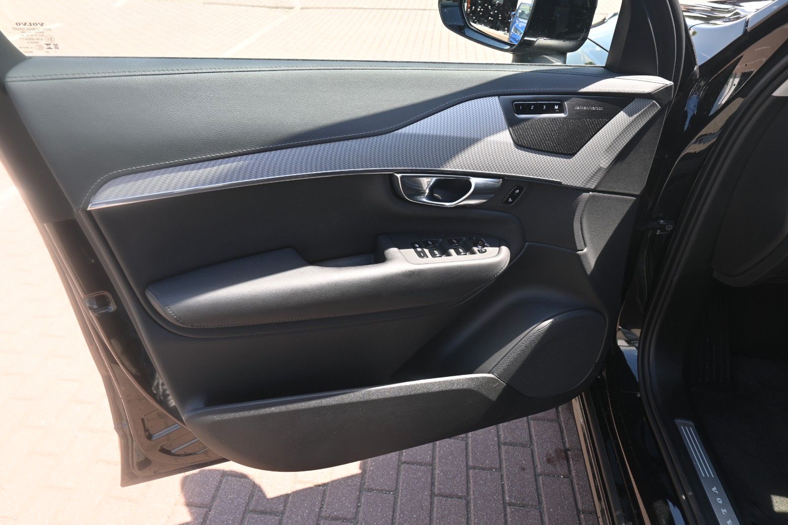 Fahrzeugabbildung Volvo XC90 T8 Ultra Bright AWD*Pano*HUD*STHZG*H&K*