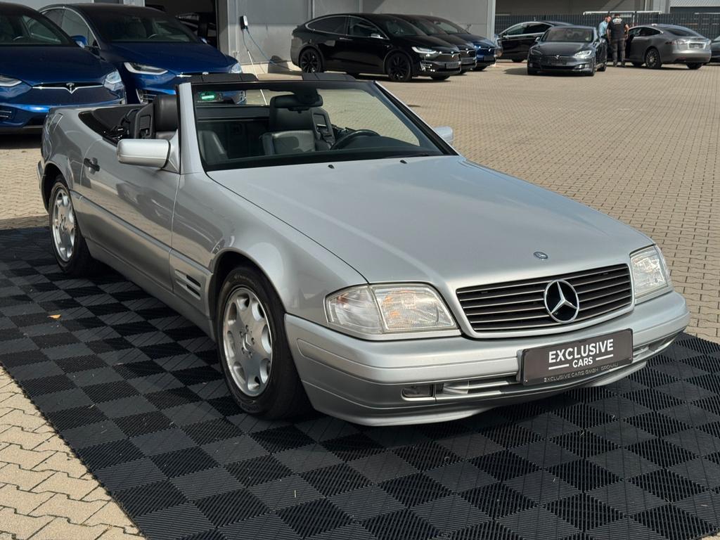 Mercedes-Benz SL 320