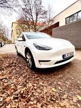 Tesla Model Y Long Range Dual Motor AWD Long Range - Tesla Model Y in München