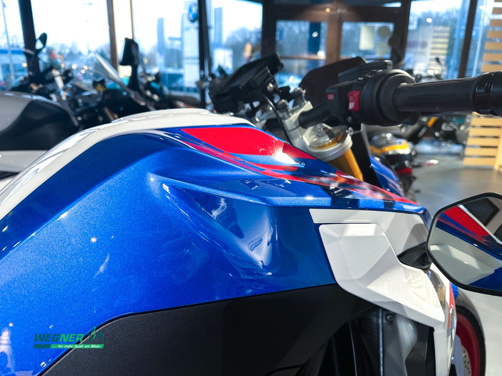 Fahrzeugabbildung BMW F900R Modell 2025 - sofort verfügbar!